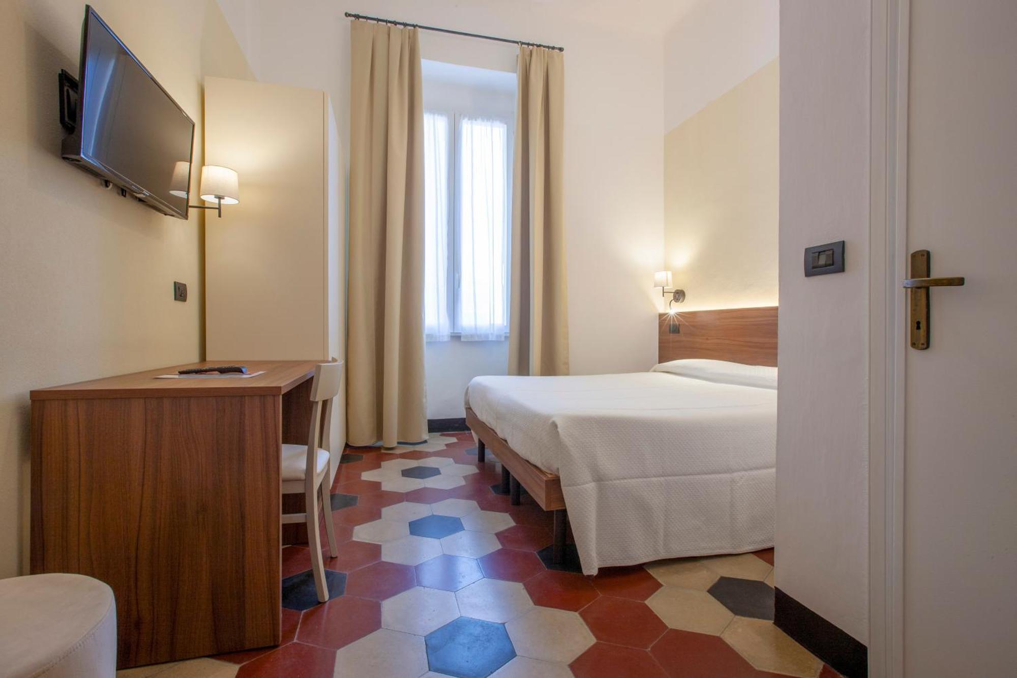 Hotel Palace ليفانتو المظهر الخارجي الصورة